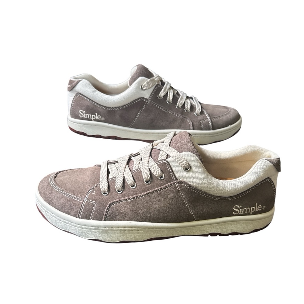 Simple Suede Skate Shoes Men’s Size 12 90s Style Sneakers EUC Rare